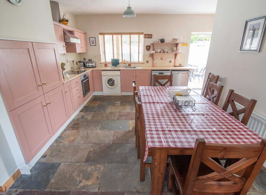 8 Sea Court Mews (holiday Let), Castlerock, BT51 4LG