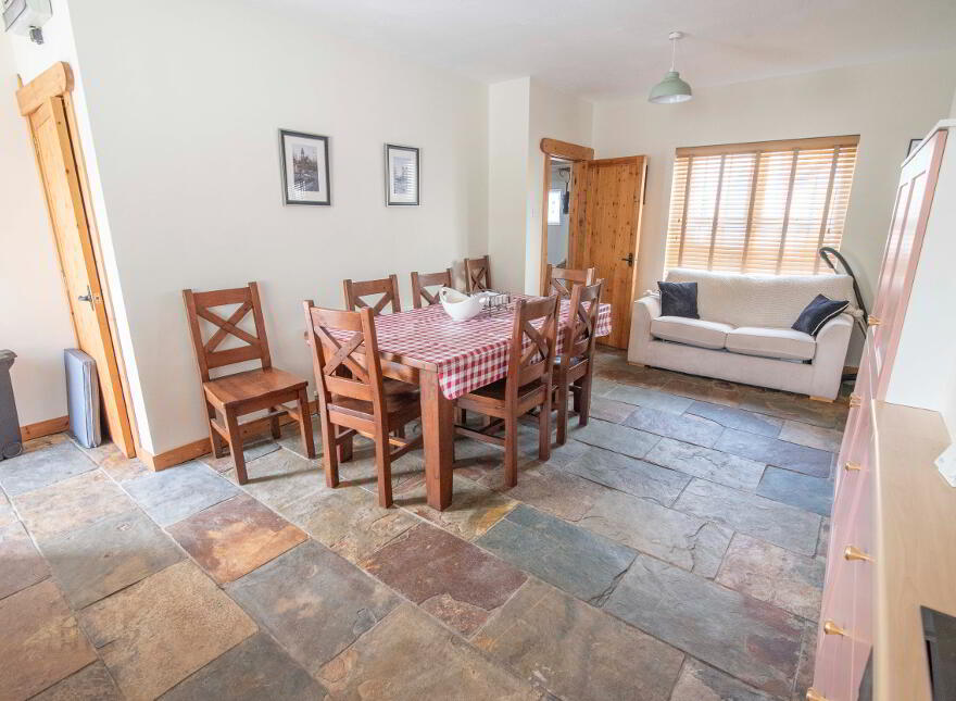 8 Sea Court Mews (holiday Let), Castlerock, BT51 4LG