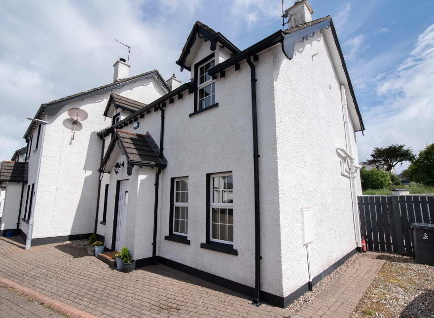 8 Sea Court Mews (holiday Let), Castlerock, BT51 4LG