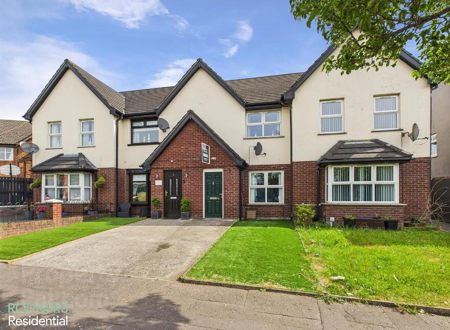 16 Cupar Way, Belfast, BT13 2GZ photo