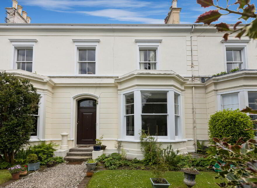 Flat 5, 5 Ardmore Terrace, Holywood, BT18 9BH photo
