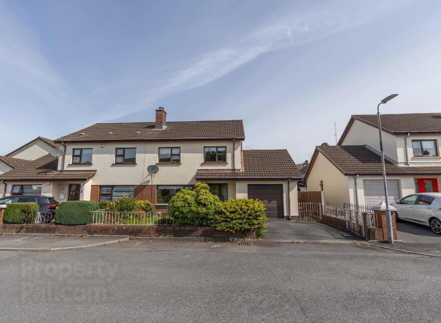 5 Downshire Court, Newry, BT34 1DA photo