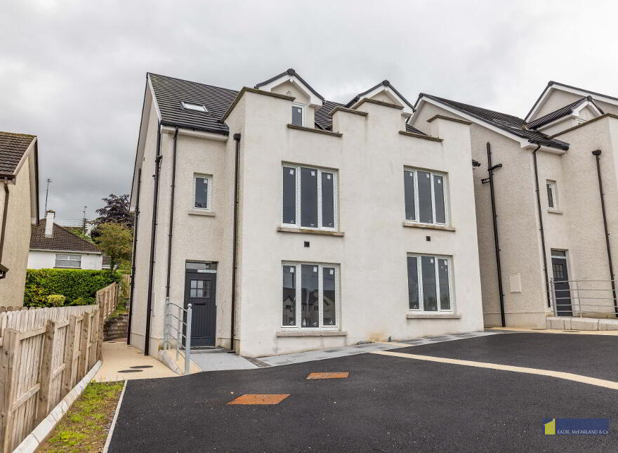 122 Sligo Road, Enniskillen, BT74 7AU