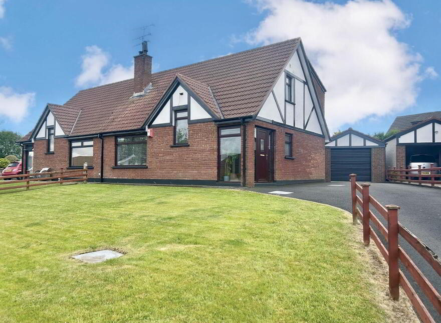 6 Cairnvale Park, Coleraine, BT51 3BP photo
