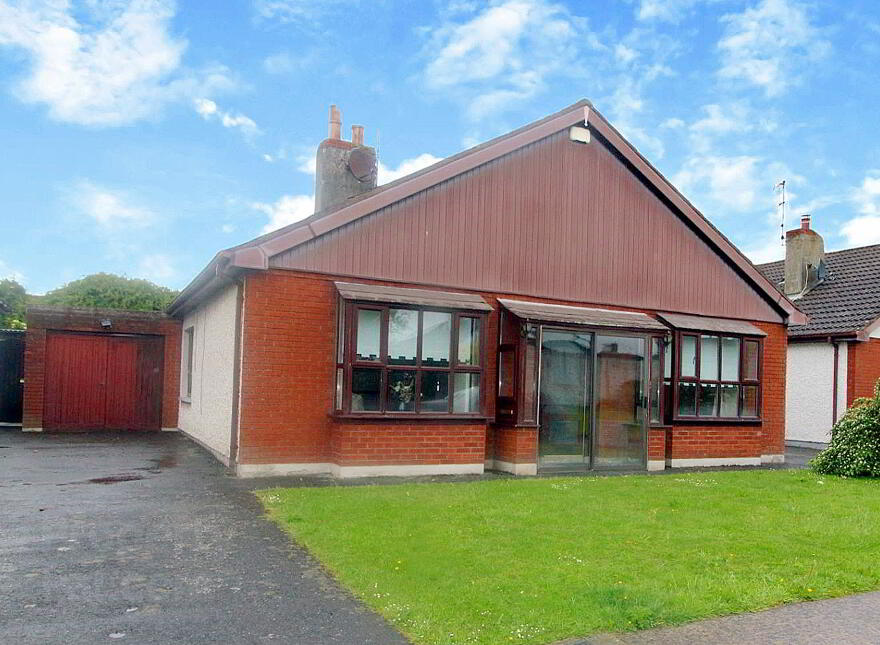 7 Lisnaree, Avenue Road, Dundalk, A91P7N3 photo