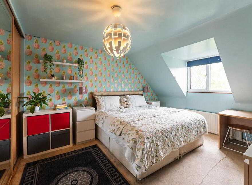 17 Dellmount Drive, Bangor, BT20 4UB