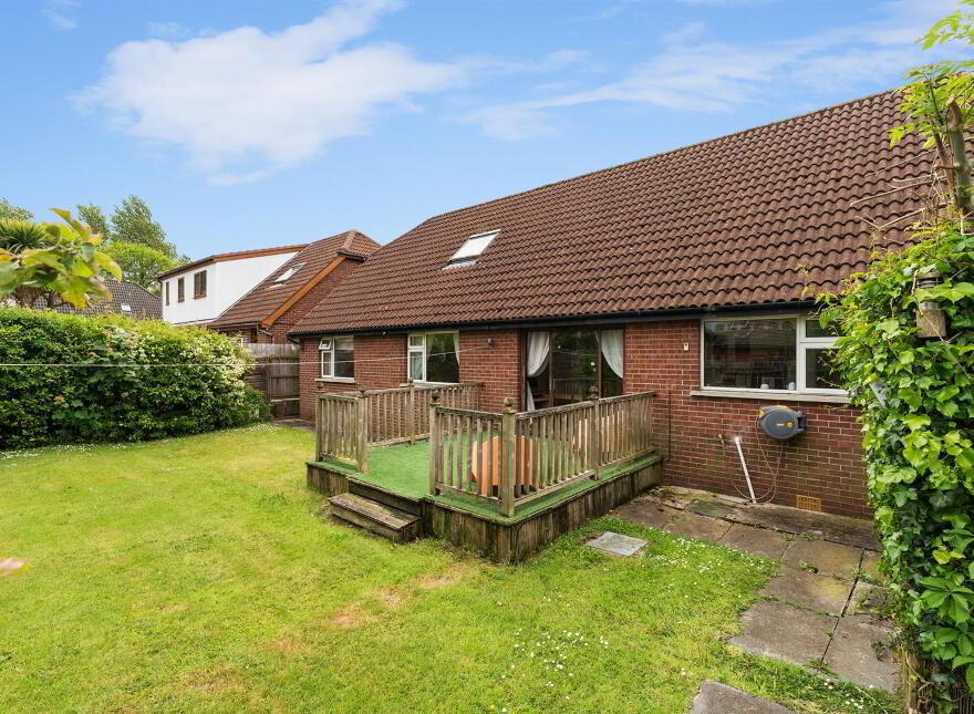 17 Dellmount Drive, Bangor, BT20 4UB