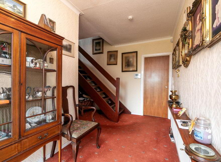 76 Carnbane Road, Hillsborough, BT27 5NG