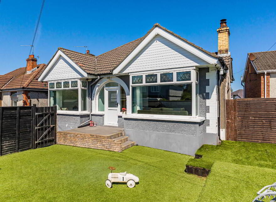89 Donaghadee Road, Bangor, BT20 4NJ photo
