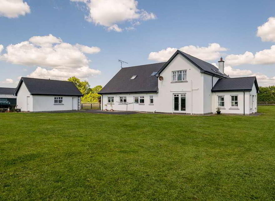 Moyaugher/ Cortown, Navan Meath, A82H2W1