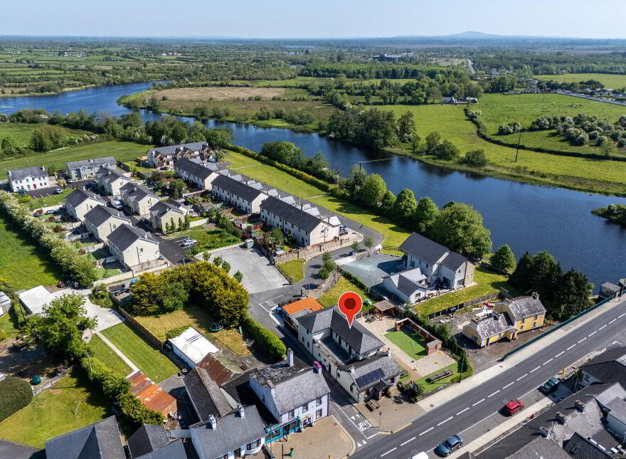 The Shannon Bar, Tarmonbarry, N39V0C3