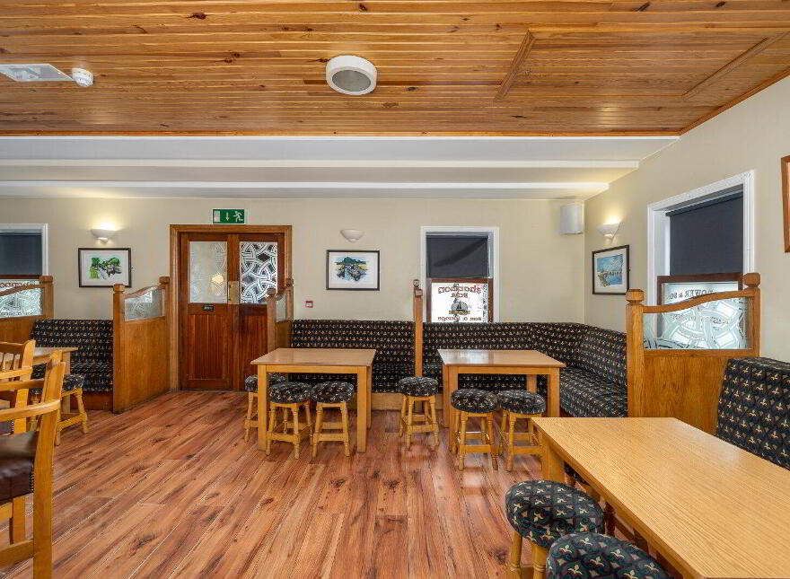 The Shannon Bar, Tarmonbarry, N39V0C3