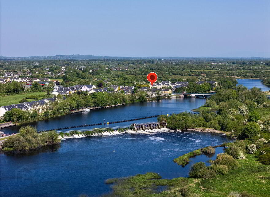 The Shannon Bar, Tarmonbarry, N39V0C3