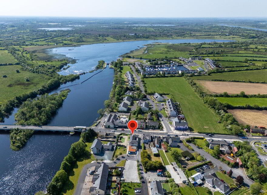 The Shannon Bar, Tarmonbarry, N39V0C3
