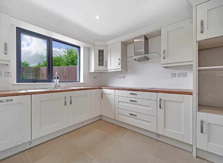 16 Oakwood Park, Lismonaghan, Letterkenny, F92A6W4