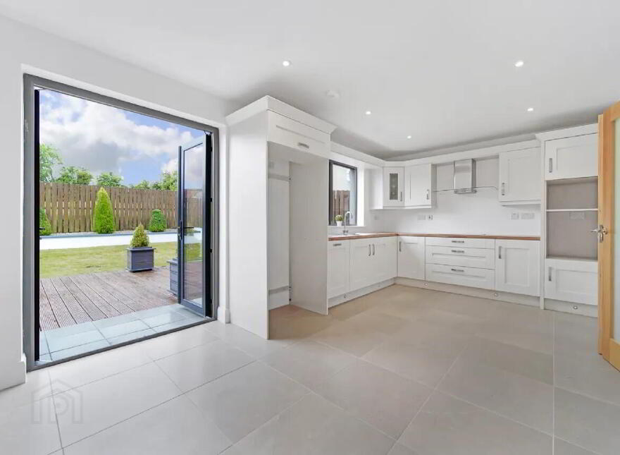 16 Oakwood Park, Lismonaghan, Letterkenny, F92A6W4