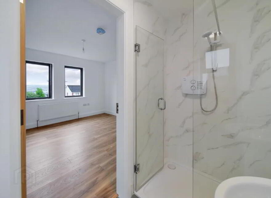 16 Oakwood Park, Lismonaghan, Letterkenny, F92A6W4