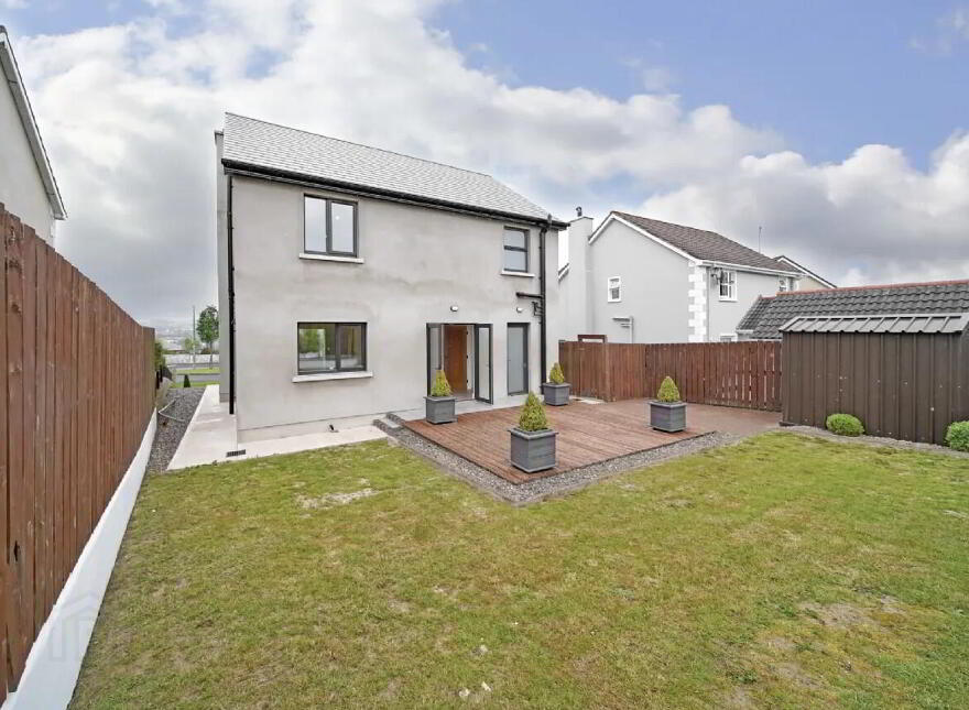 16 Oakwood Park, Lismonaghan, Letterkenny, F92A6W4