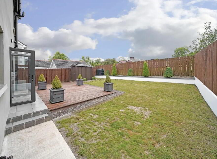 16 Oakwood Park, Lismonaghan, Letterkenny, F92A6W4