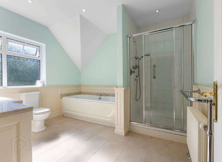 10 Old Galgorm Dale, Ballymena, BT42 1RL