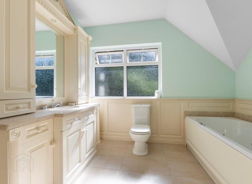 10 Old Galgorm Dale, Ballymena, BT42 1RL
