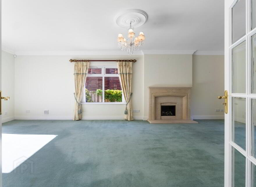 10 Old Galgorm Dale, Ballymena, BT42 1RL