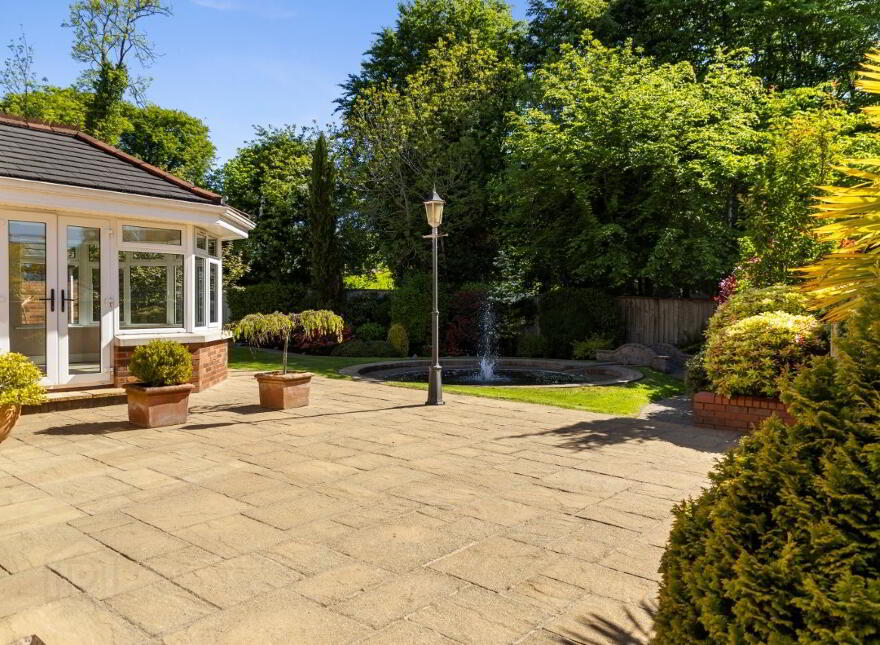 10 Old Galgorm Dale, Ballymena, BT42 1RL