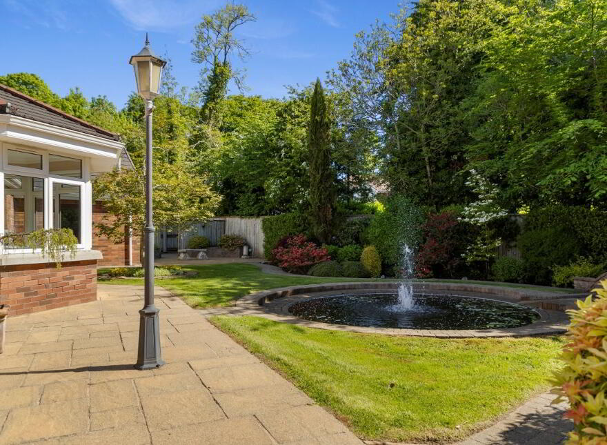 10 Old Galgorm Dale, Ballymena, BT42 1RL