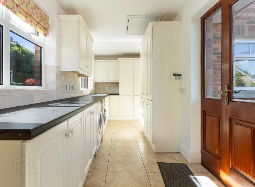 10 Old Galgorm Dale, Ballymena, BT42 1RL