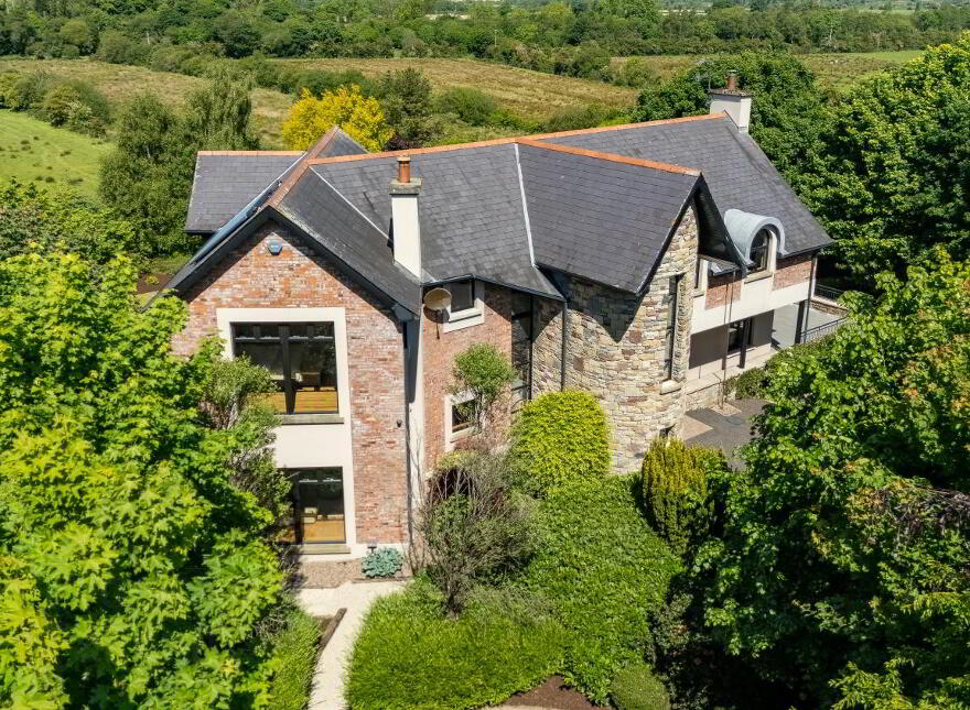 Ballymote, 76 Derry Road, Strabane, BT82 8LD photo