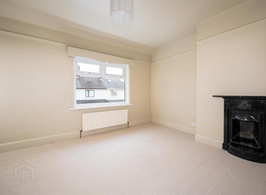 11 Willowholme Crescent, Belfast, BT6 8NX
