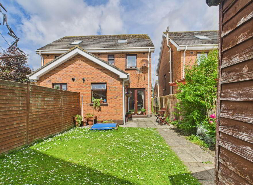63 Rathstewart Crescent, Athy, R14X076
