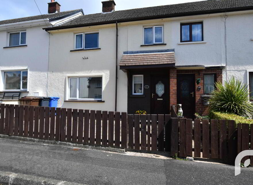 67 Ferris Avenue, Off Old Glenarm Road, Larne, BT40 1EZ photo