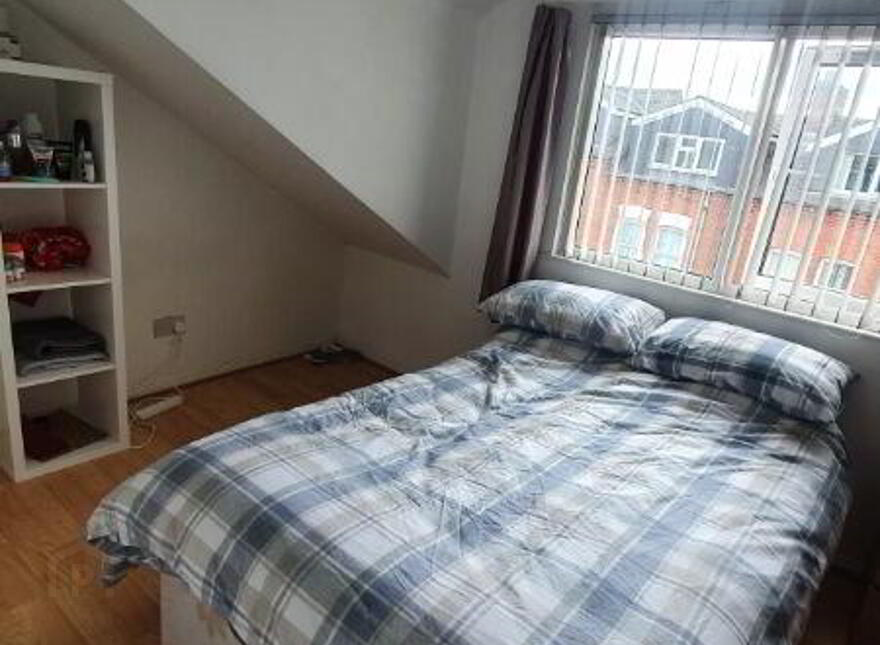 171 Dunluce Avenue, Belfast, BT9 7AX