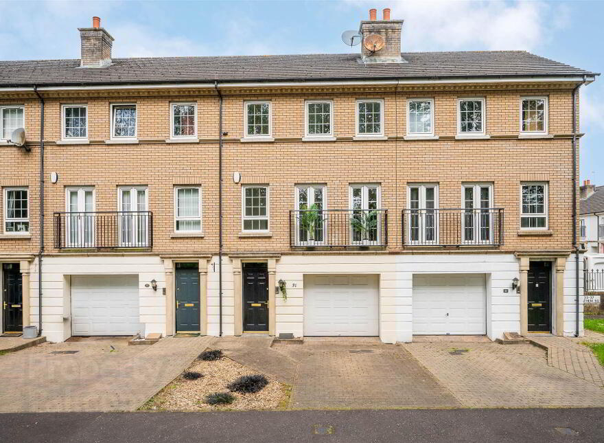 31 Leathem Square, East Link Road, Belfast, BT16 2QL photo