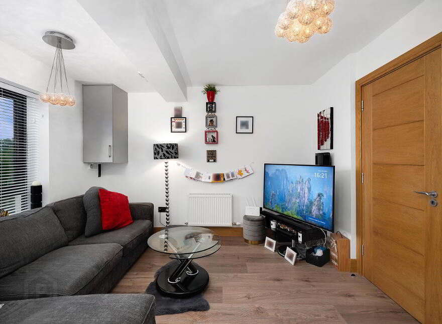 2 Rosse Court Avenue, Lucan, K78NP97