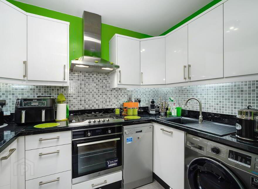 2 Rosse Court Avenue, Lucan, K78NP97