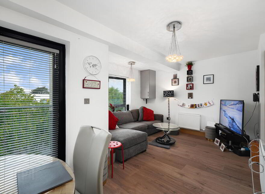 2 Rosse Court Avenue, Lucan, K78NP97