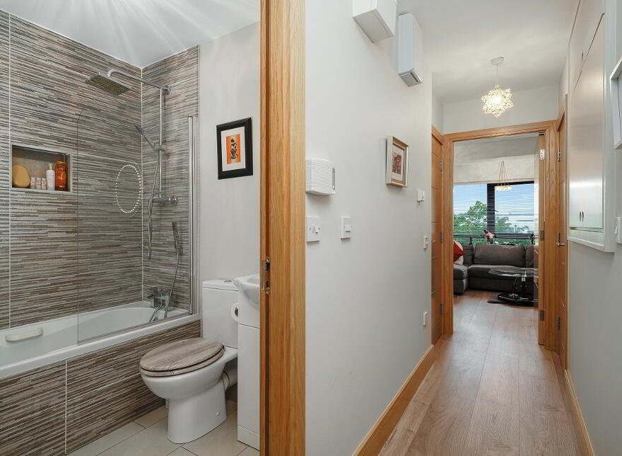 2 Rosse Court Avenue, Lucan, K78NP97