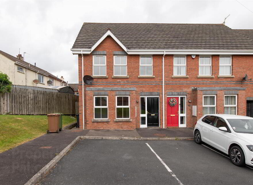 71 Windyridge, Banbridge, BT32 3GX photo