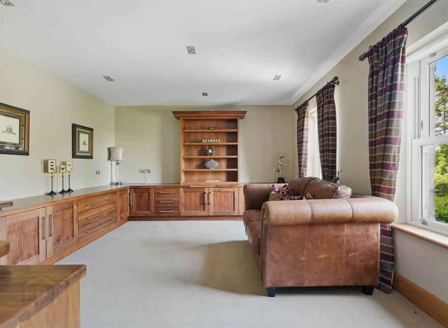 Stonebridge House, 118 Battlehill Road, Richhill, BT61 8QJ