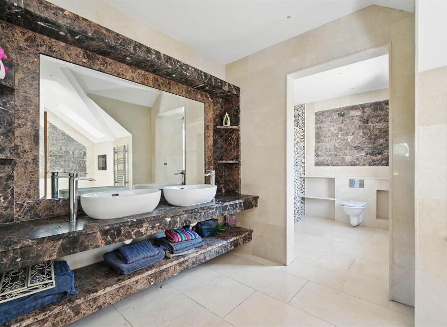 Stonebridge House, 118 Battlehill Road, Richhill, BT61 8QJ