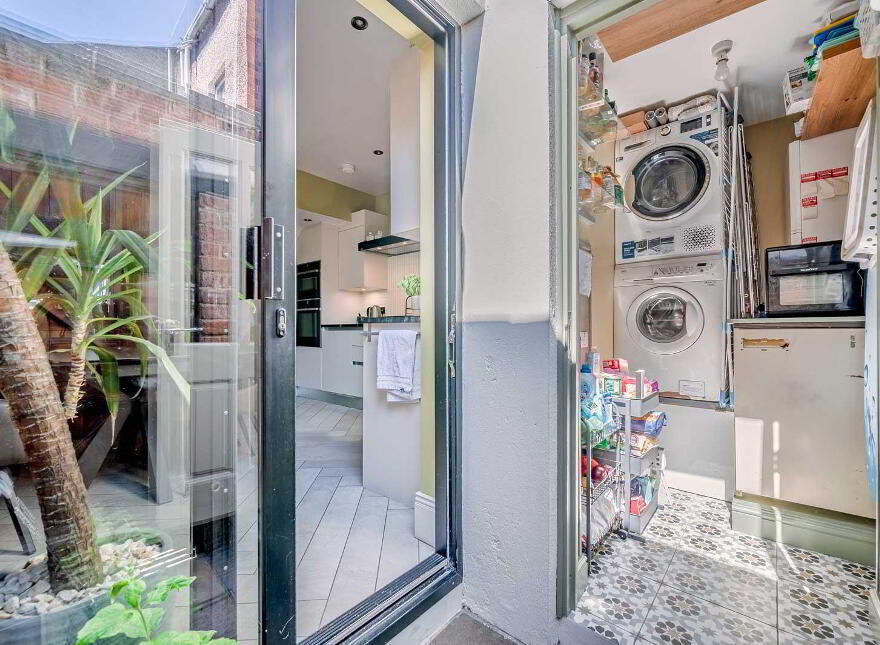 56 Sandown Road, Belfast, BT5 6GY