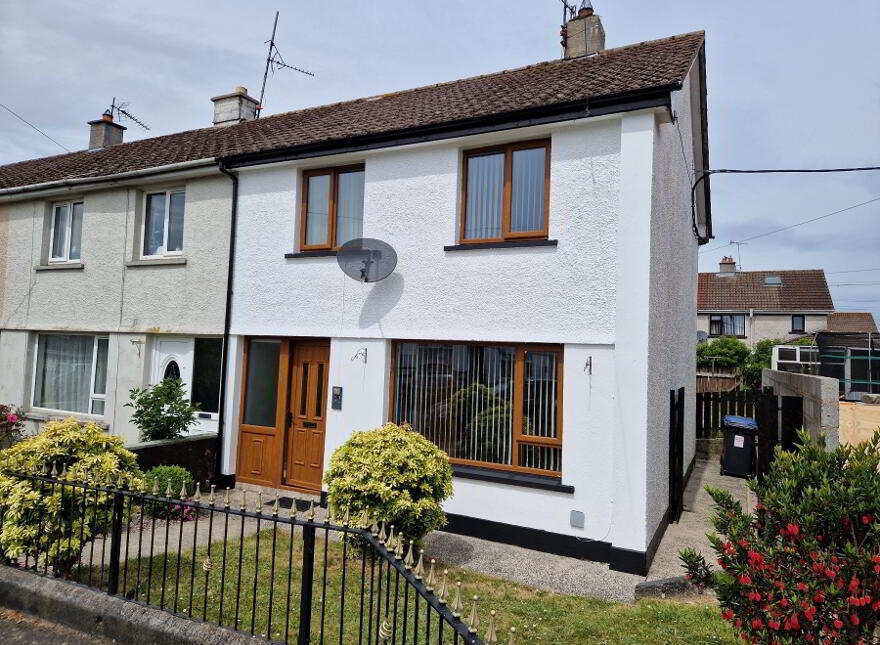 32 Innisfree Park, Ballyholland, Newry, BT34 2LX photo