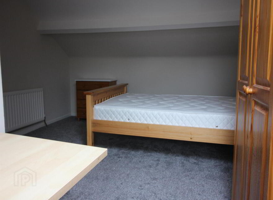 118 Dunluce Avenue, Belfast, BT9 7AZ