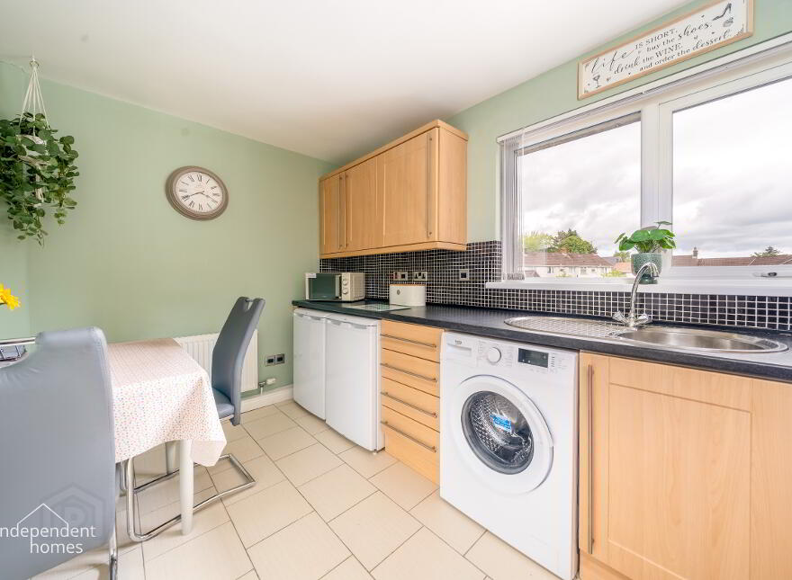 33d Ollardale Park, Ballyclare, BT39 9EQ