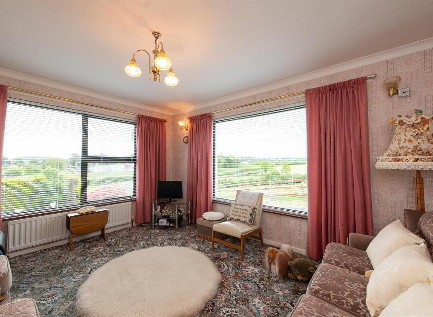 81 Lisburn Road, Ballynahinch, BT24 8TT