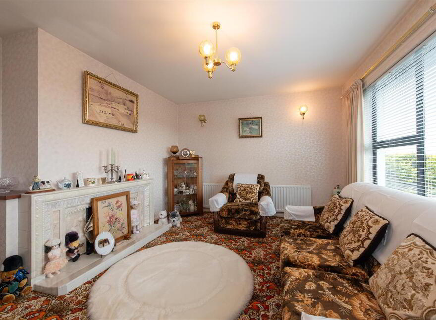 81 Lisburn Road, Ballynahinch, BT24 8TT