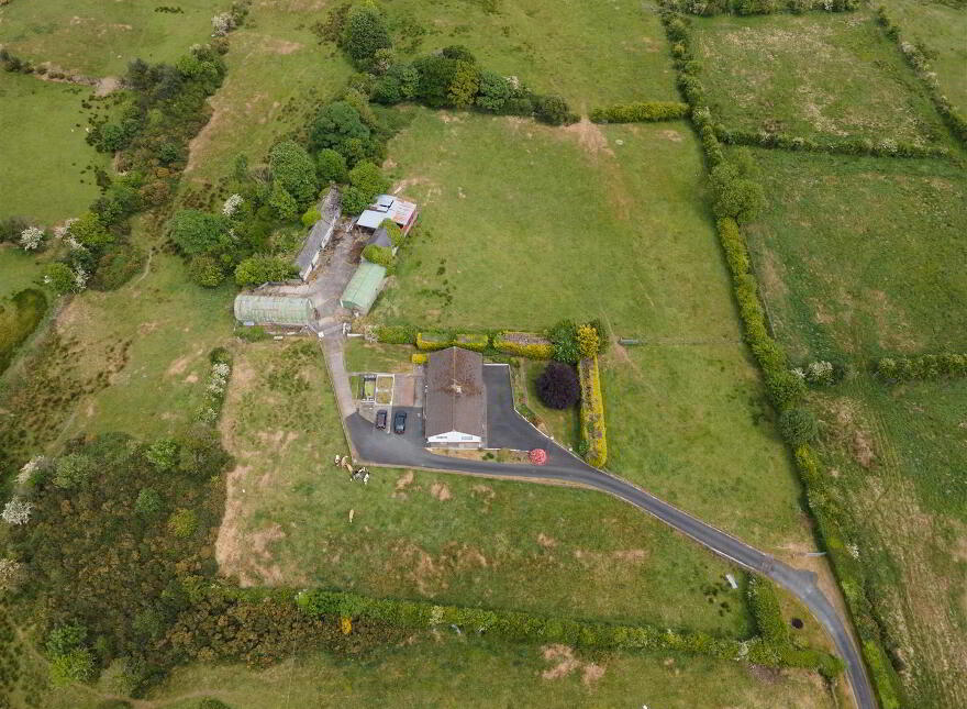 81 Lisburn Road, Ballynahinch, BT24 8TT