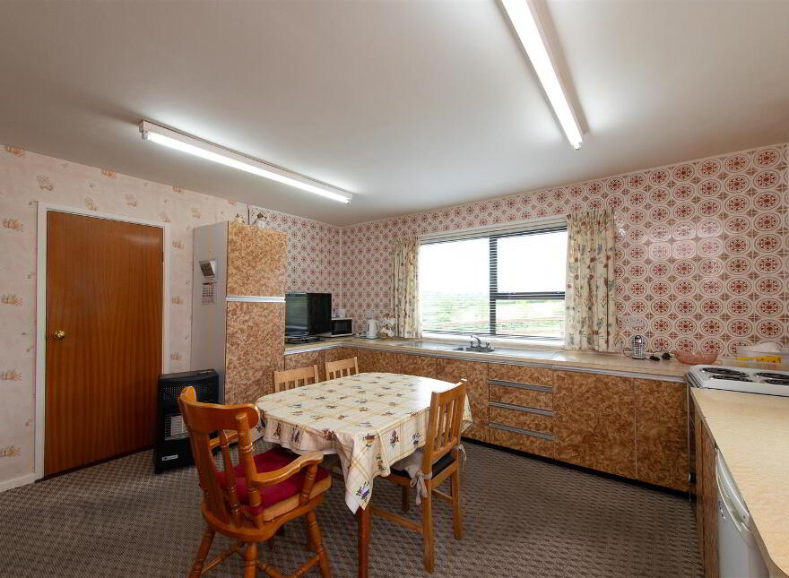 81 Lisburn Road, Ballynahinch, BT24 8TT